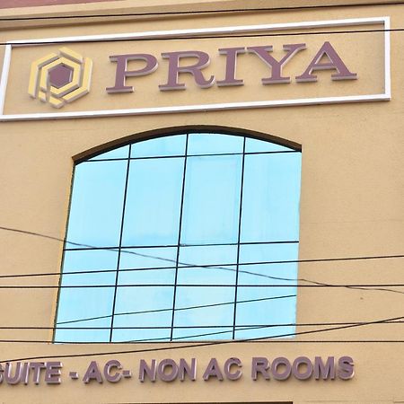Hotel Priya Kottakkal Esterno foto